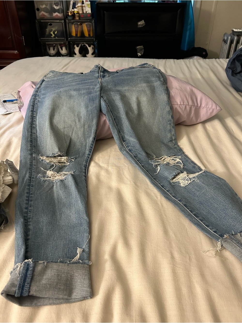 American Eagle Outfitters Light Blue Distressed Ripped Jeans
